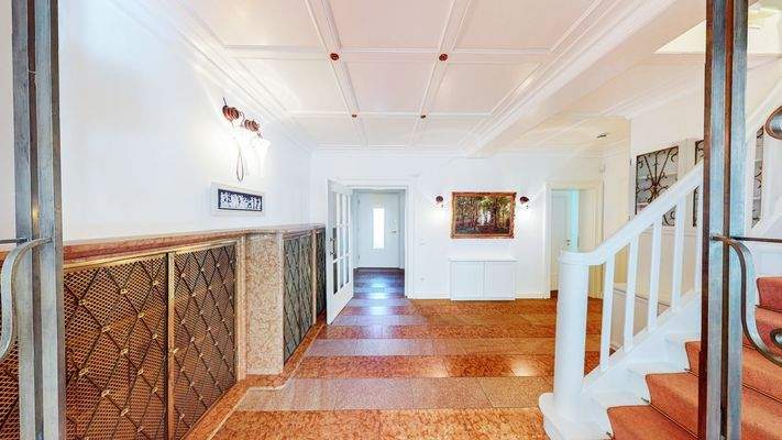 Großzügiger Eingangsbereich