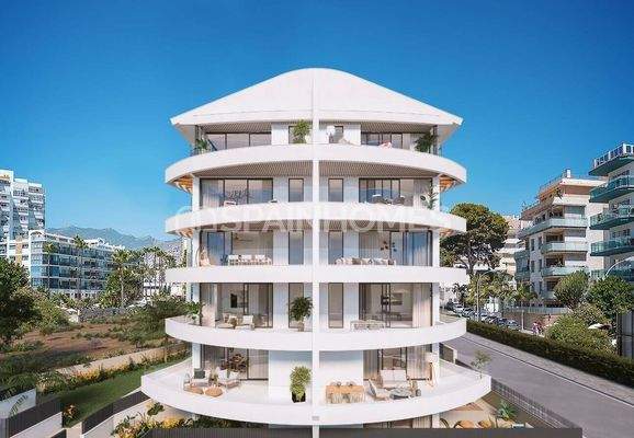 Sea View Properties in a Prime Location in Benalmadena