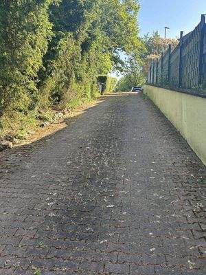 Eigene Zufahrt zum Haus
