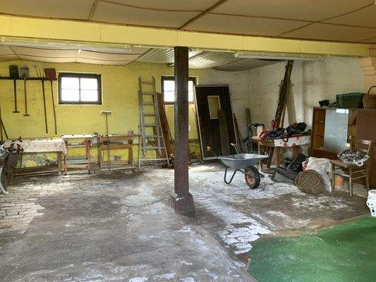 Garage und Werkstatt
