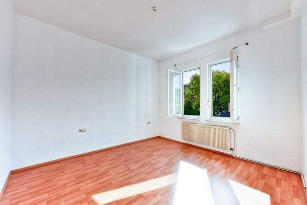 2.OG, Schlafen v. Tür