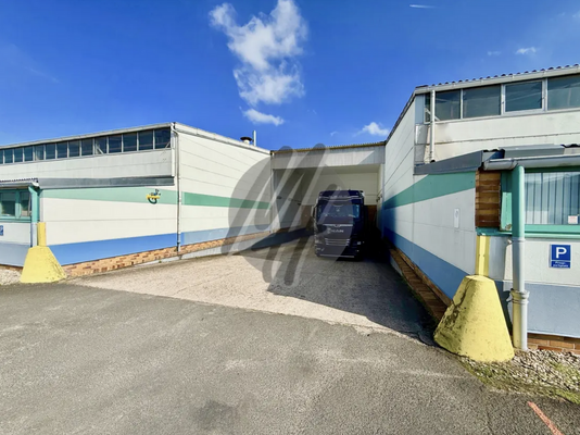 INFOS UNTER: 06171-586000