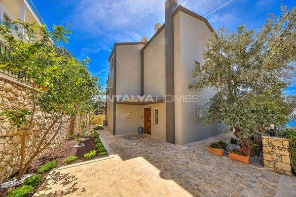 4-Bedroom Luxury Villa with Infinity Pool in Kalkan Antalya