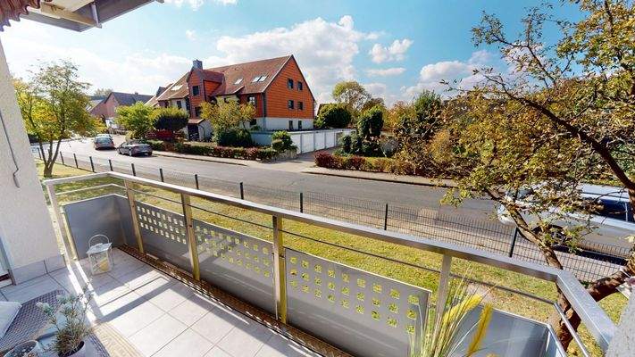 BALKON IM FRÜHLING / SOMMER