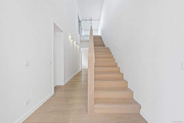 2025-09-15-S01408-Schottenring 22, 1010 Wien-033