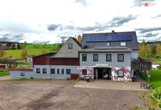 Hauseingang - Hof