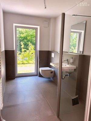 Großes  Duschbad 