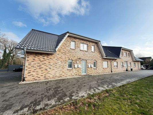 Haus mit 8 Wohneinheiten