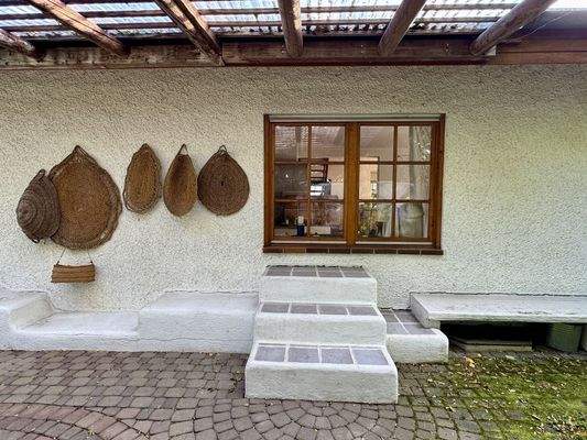 Überdachter Sitzplatz