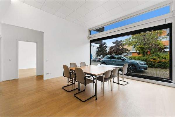 Büroraum 2 Ansicht 2