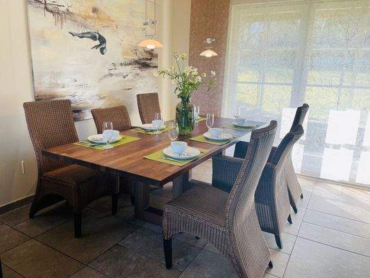 schöner Essbereich.jpeg