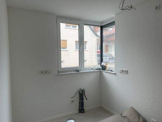 Küche mit Eckfenster