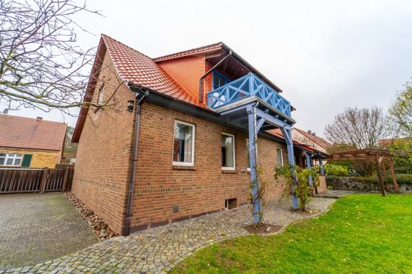 Außenansicht  + Garten-5