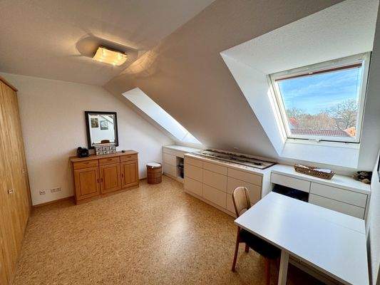 Schlafzimmer/Ankleidezimmer