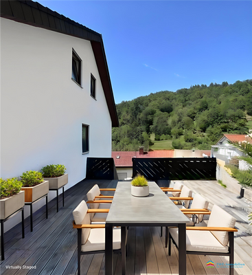 Nord-Seite mit Terrasse