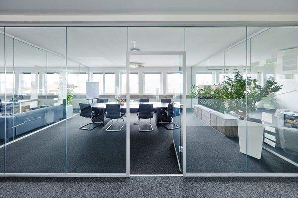 großer Besprechungsraum.jpg