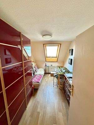 Kinder-/Arbeitszimmer