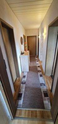 W1 Flur Wohnung im 1 OG.jpg