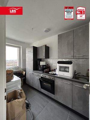 Neuwertige Einbauküche