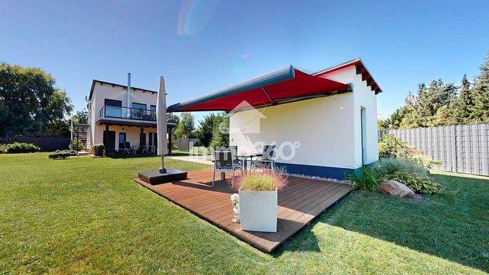 Saunahaus + Terrasse