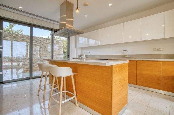 726887-detached-villa-for-rent-in-pegia-sea-caves_