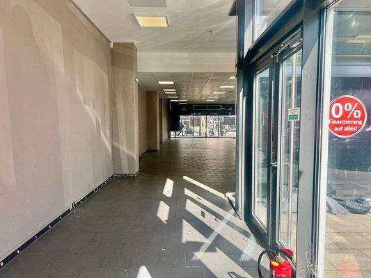 Gewerbefläche Große Bergstraße Eingang Rückseite