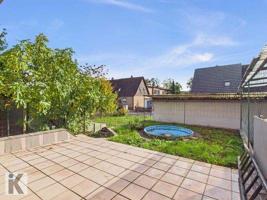 Sonnenweitläufige Terrasse