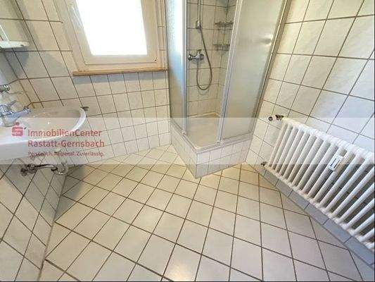 Duschbad EFH Haus links