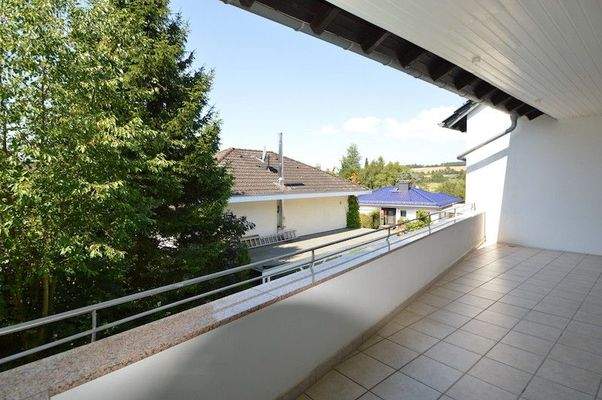 Grosser Balkon Obergeschoss