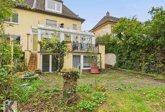 Gemütliche Doppelhaushälfte mit Wintergarten