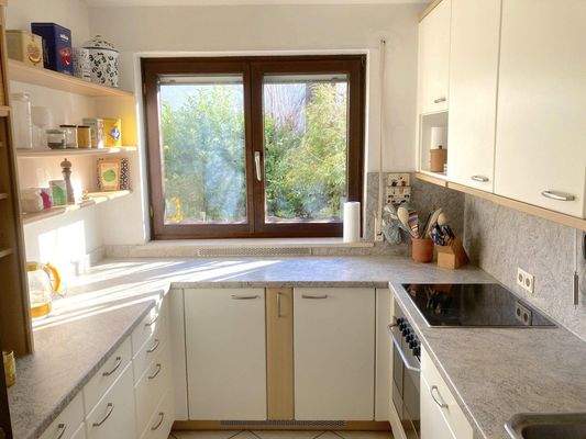 Küche mit Morgensonne