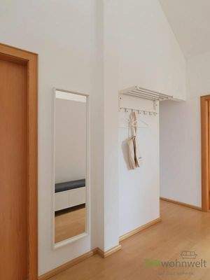 Garderobe hinter der spanischen Wand