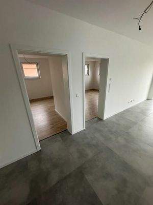 35 Impressionen aus den Wohnungen Bädern Balkonen