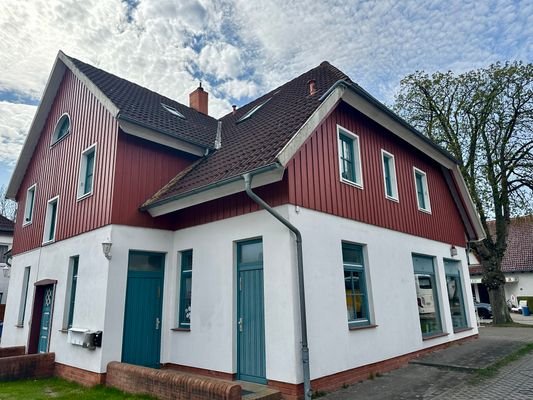 Haus von hinten seitlich rechts.jpeg