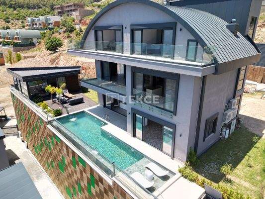 Villas with Panoramic Sea and City Views in Alanya Turkey
