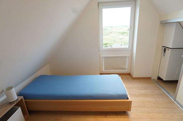 2. OG_Schlafzimmer.jpg