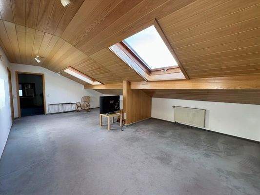 Wohn- und Esszimmer DG