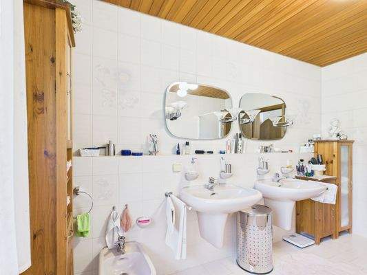 EG - Badezimmer 2.jpg