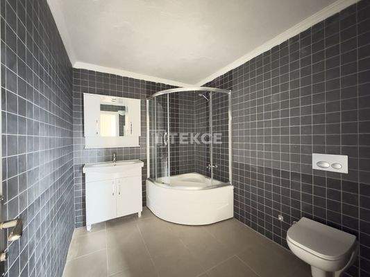 Ready-to-Move Apartment in a Prime Location in Trabzon Yomra