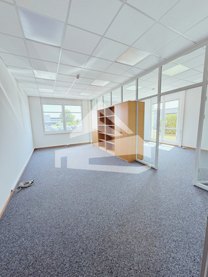 Büro inkl. Einbauschrank