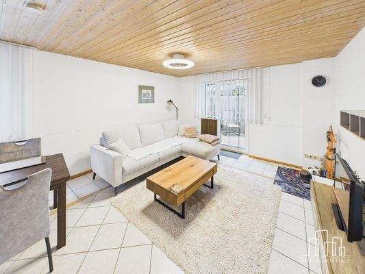 CAM02839G0-PR0320-STILL029