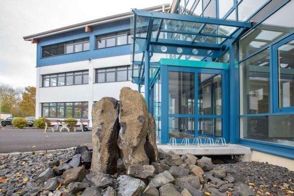 Steingarten mit Sprudelanlage