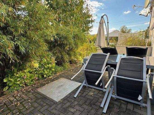 Terrassenflächen und Garten