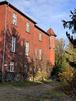 Herrenhaus Altenzaun.jpg