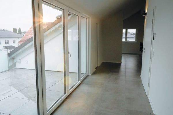 Flur_Penthouse_Weidenstraße 14.jpeg