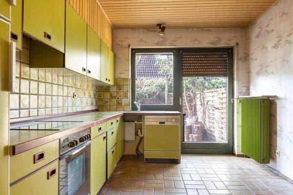 09 EG Küche Ausgang.jpg