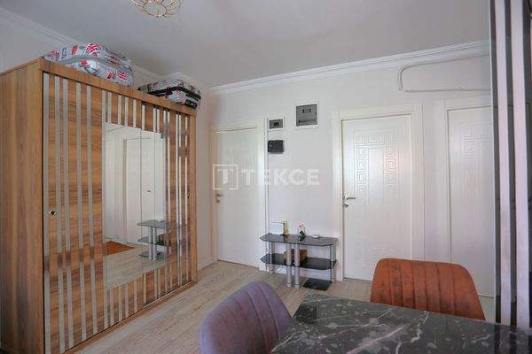 3-Bedroom Apartment with Separate Kitchen in Antalya Muratpaşa