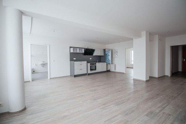 Wohnzimmer und Küche