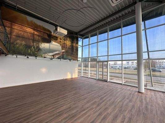 Ausstellungsfläche (2)