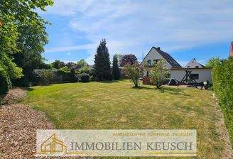 Großer Garten + 3 Terrassen